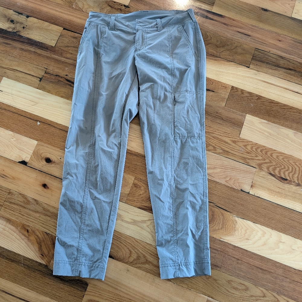 Athleta active pants size 2 in gray